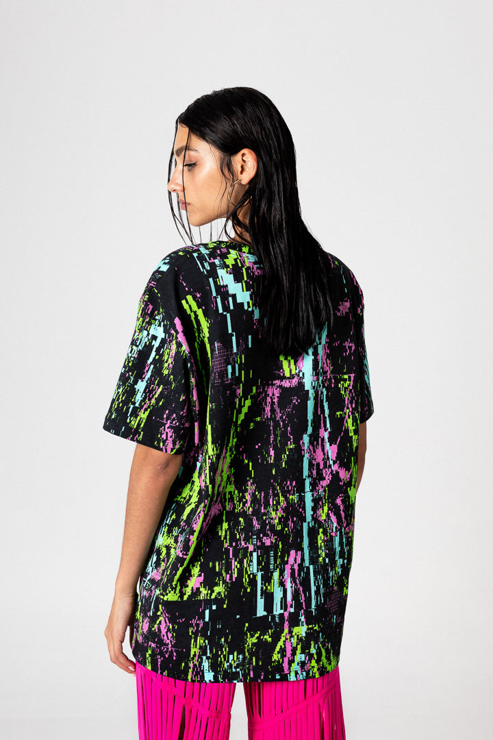 CAMISETA OVERSIZE GLITCH DOLL