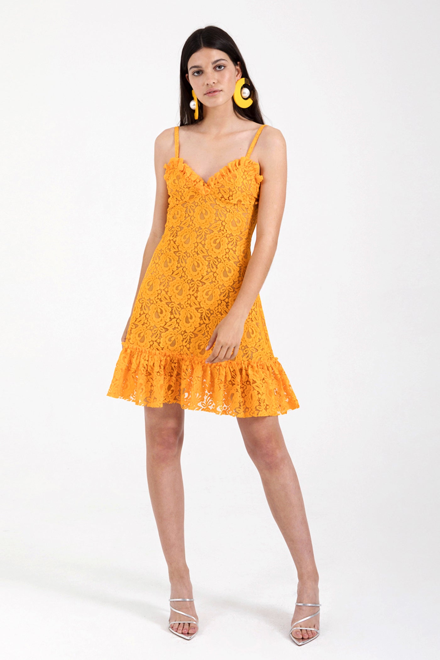 VESTIDO ENCAJE AMARILLO VOLANTES